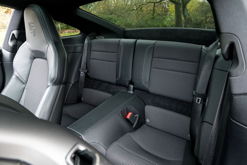 Porsche 911 (992) Carrera S Coupe PDK