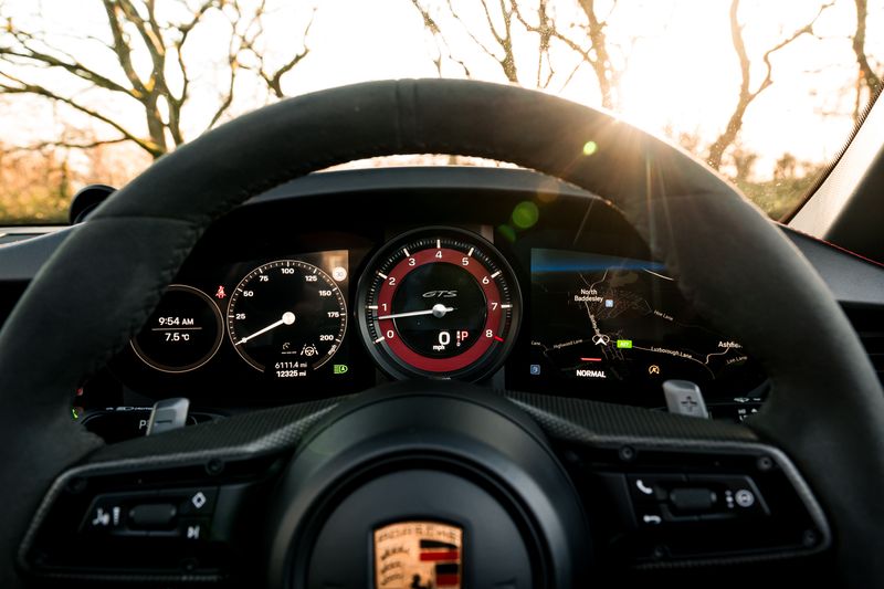 Porsche 911 (992)  Targa 4 GTS PDK