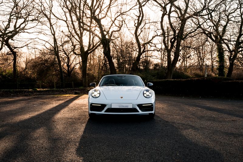 Porsche 911 (992)  Targa 4 GTS PDK