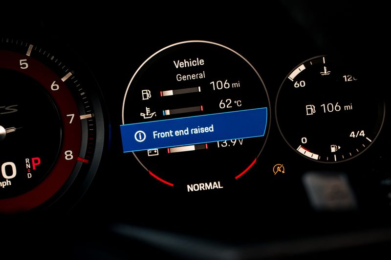 Porsche 911 (992)  Targa 4 GTS PDK