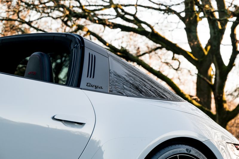 Porsche 911 (992)  Targa 4 GTS PDK