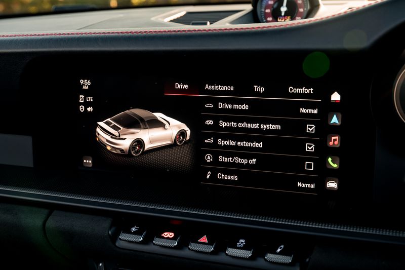 Porsche 911 (992)  Targa 4 GTS PDK