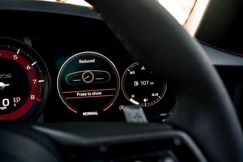 Porsche 911 (992)  Targa 4 GTS PDK