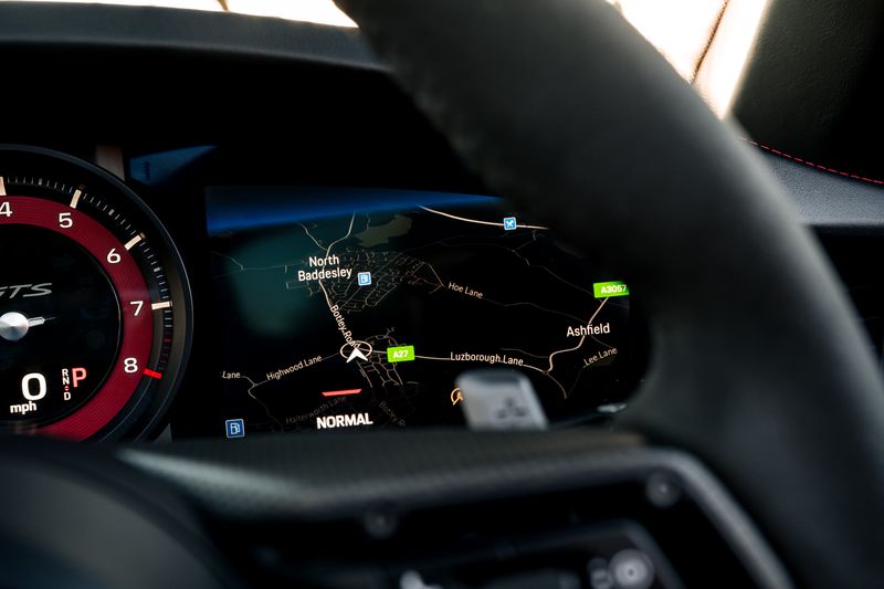 Porsche 911 (992)  Targa 4 GTS PDK