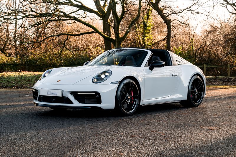 Porsche 911 (992)  Targa 4 GTS PDK