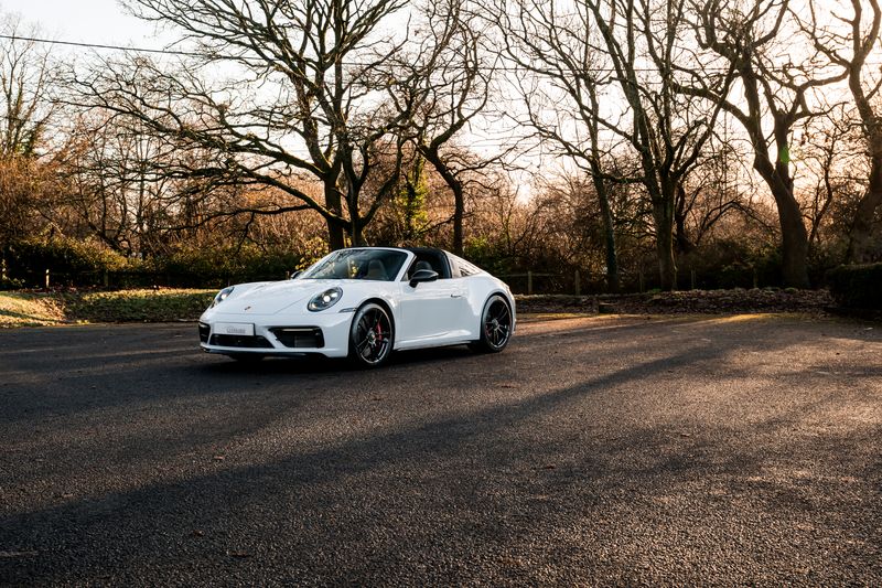 Porsche 911 (992)  Targa 4 GTS PDK