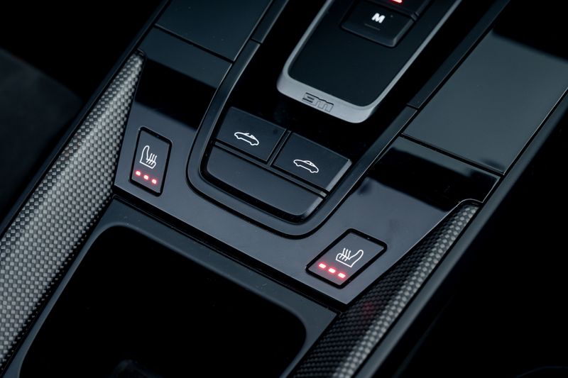 Porsche 911 (992)  Targa 4 GTS PDK