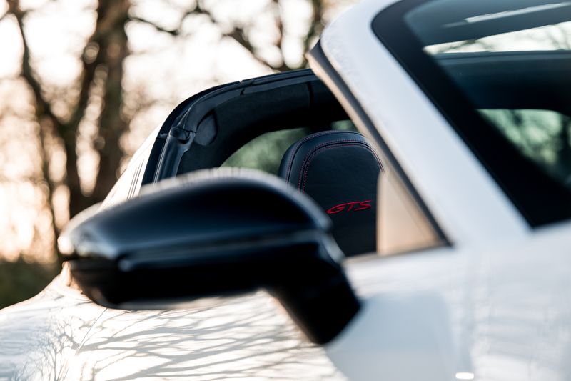 Porsche 911 (992)  Targa 4 GTS PDK