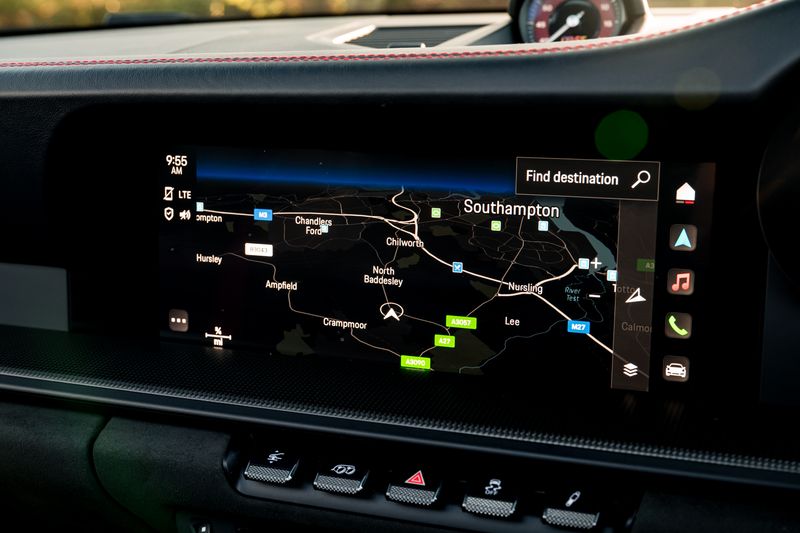 Porsche 911 (992)  Targa 4 GTS PDK