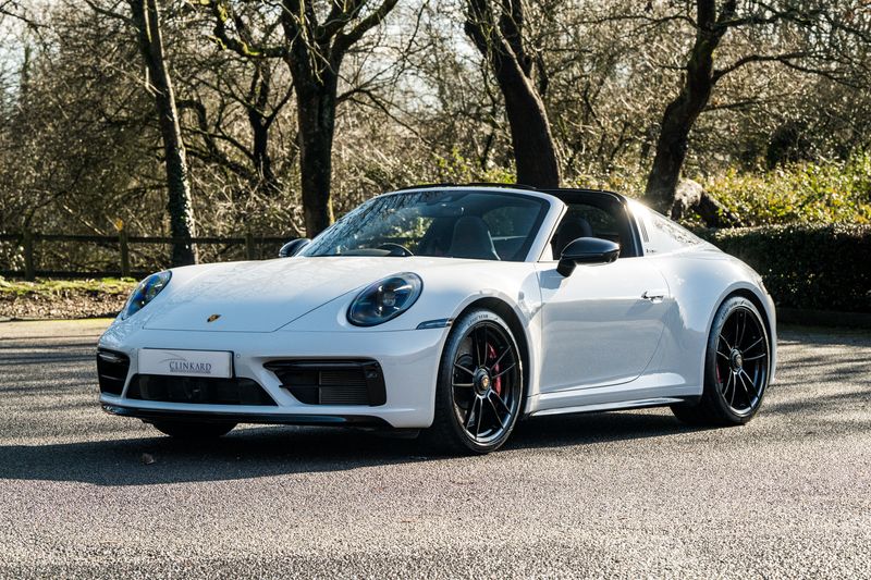 Porsche 911 (992)  Targa 4 GTS PDK