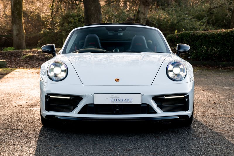 Porsche 911 (992)  Targa 4 GTS PDK