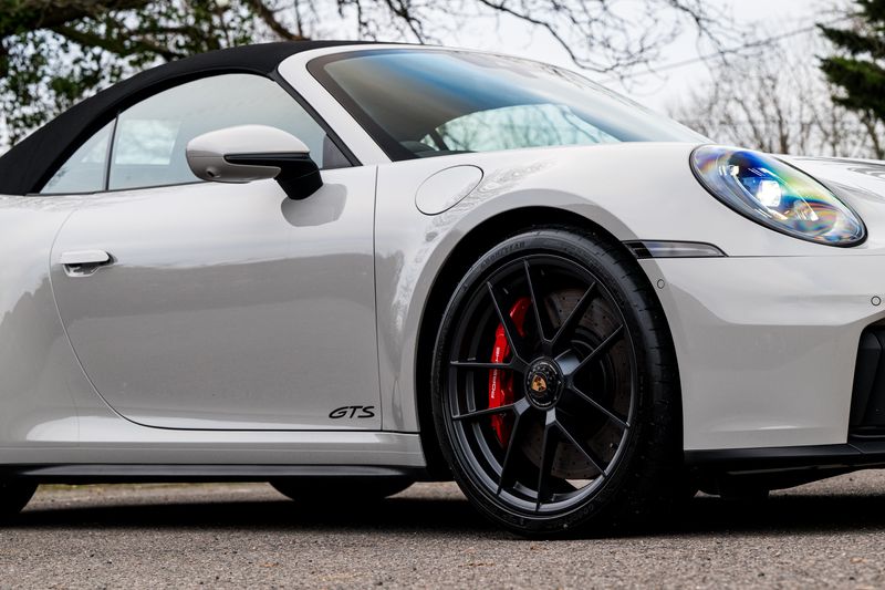 Porsche  911 (992.2) 3.6 T Hybrid GTS PDK