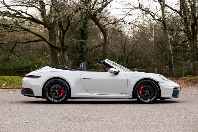 Porsche  911 (992.2) 3.6 T Hybrid GTS PDK