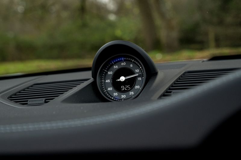 Porsche  911 (992.2) 3.6 T Hybrid GTS PDK