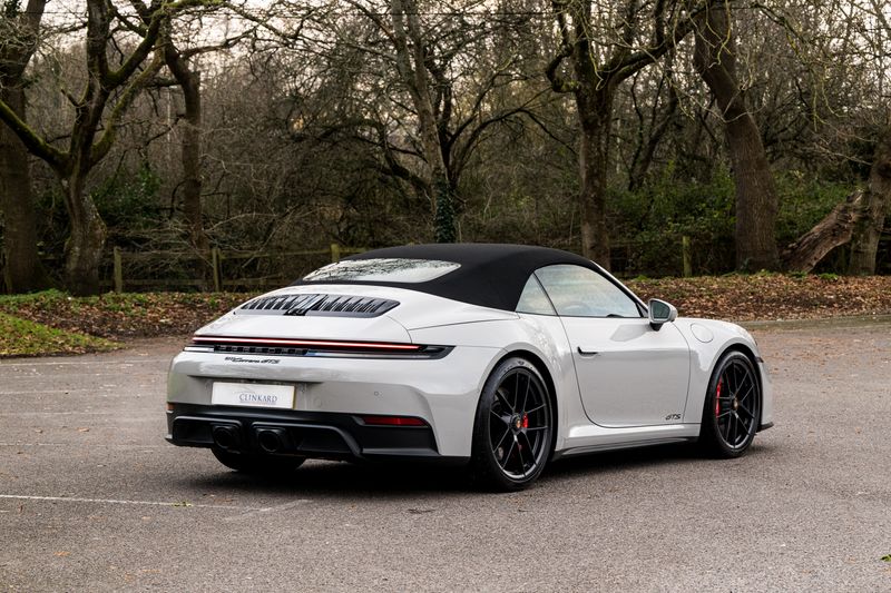 Porsche  911 (992.2) 3.6 T Hybrid GTS PDK