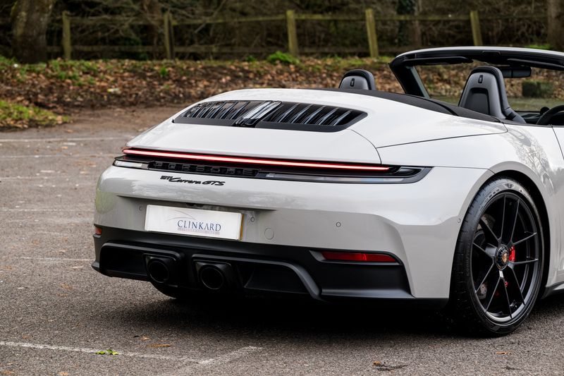 Porsche  911 (992.2) 3.6 T Hybrid GTS PDK