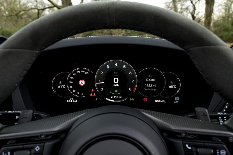 Porsche  911 (992.2) 3.6 T Hybrid GTS PDK