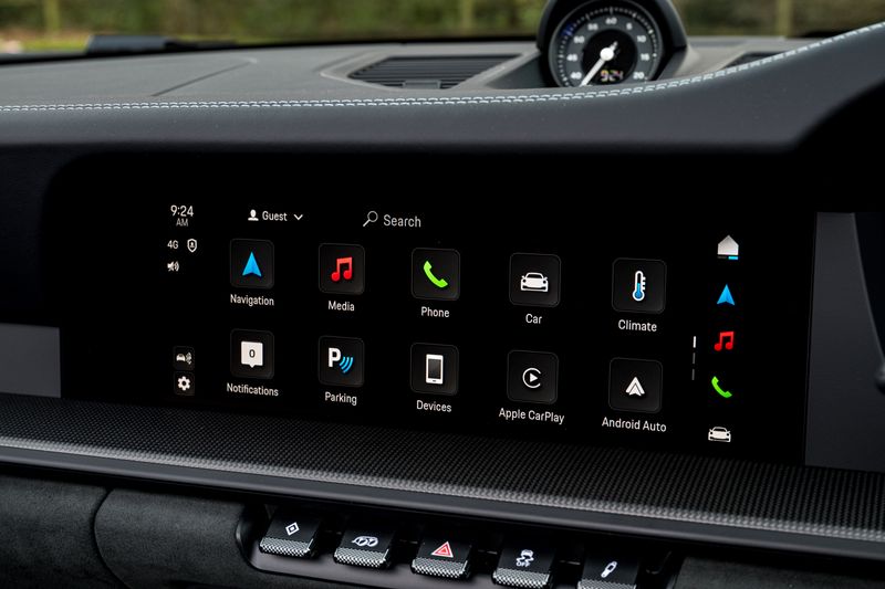 Porsche  911 (992.2) 3.6 T Hybrid GTS PDK