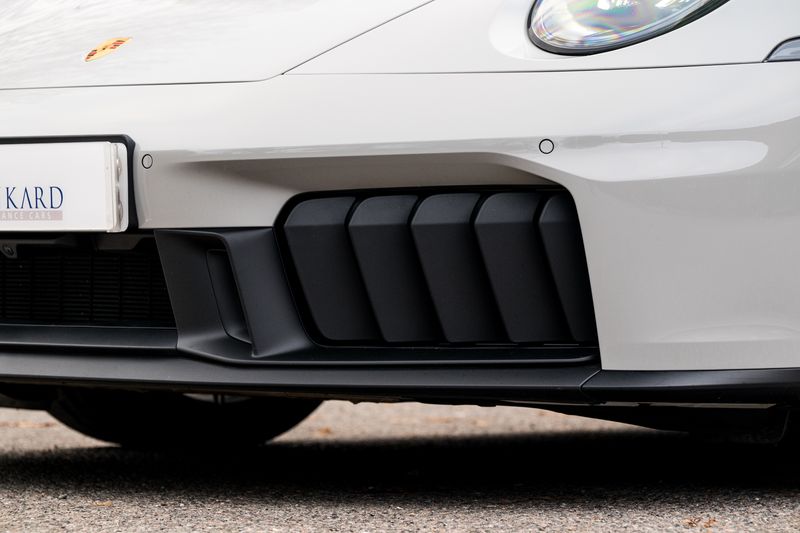 Porsche  911 (992.2) 3.6 T Hybrid GTS PDK