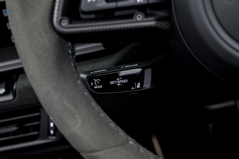 Porsche  911 (992.2) 3.6 T Hybrid GTS PDK