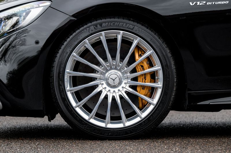 Mercedes-Benz S Class 6.0 S65 V12 AMG Coupe (Facelift)