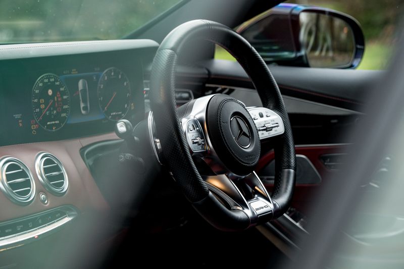 Mercedes-Benz S Class 6.0 S65 V12 AMG Coupe (Facelift)