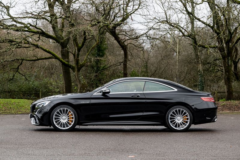 Mercedes-Benz S Class 6.0 S65 V12 AMG Coupe (Facelift)