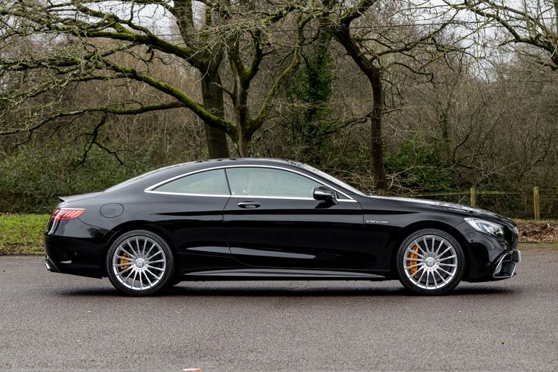 Mercedes-Benz S Class 6.0 S65 V12 AMG Coupe (Facelift)