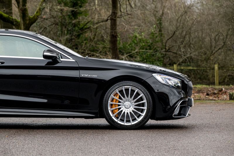 Mercedes-Benz S Class 6.0 S65 V12 AMG Coupe (Facelift)