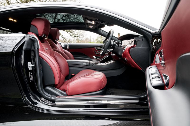 Mercedes-Benz S Class 6.0 S65 V12 AMG Coupe (Facelift)