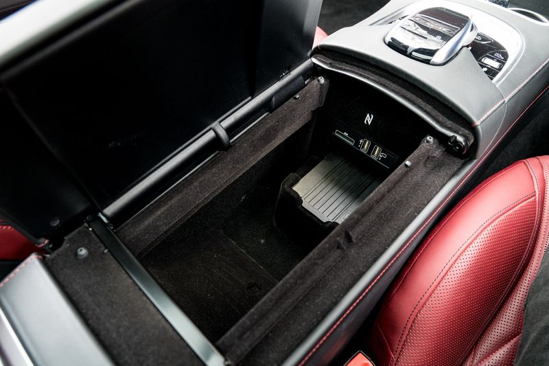 Mercedes-Benz S Class 6.0 S65 V12 AMG Coupe (Facelift)