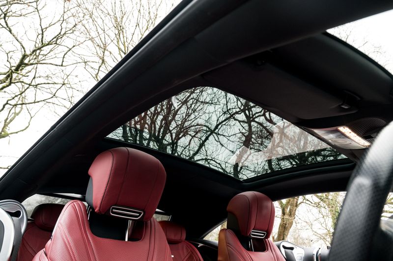 Mercedes-Benz S Class 6.0 S65 V12 AMG Coupe (Facelift)