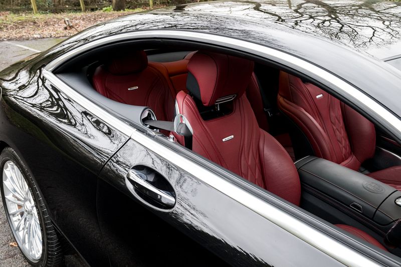 Mercedes-Benz S Class 6.0 S65 V12 AMG Coupe (Facelift)