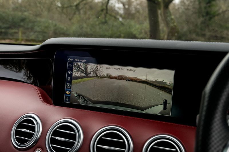 Mercedes-Benz S Class 6.0 S65 V12 AMG Coupe (Facelift)