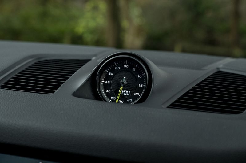 Porsche Cayenne 3.0 V6 E-Hybrid 14.1kWh Tiptronic S 4WD Euro 6 (s/s) 5dr (3.6kW Charger)