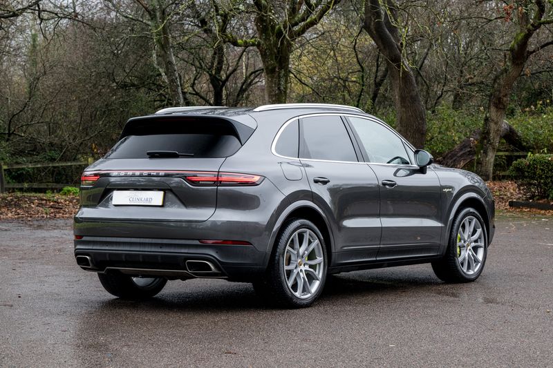 Porsche Cayenne 3.0 V6 E-Hybrid 14.1kWh Tiptronic S 4WD Euro 6 (s/s) 5dr (3.6kW Charger)