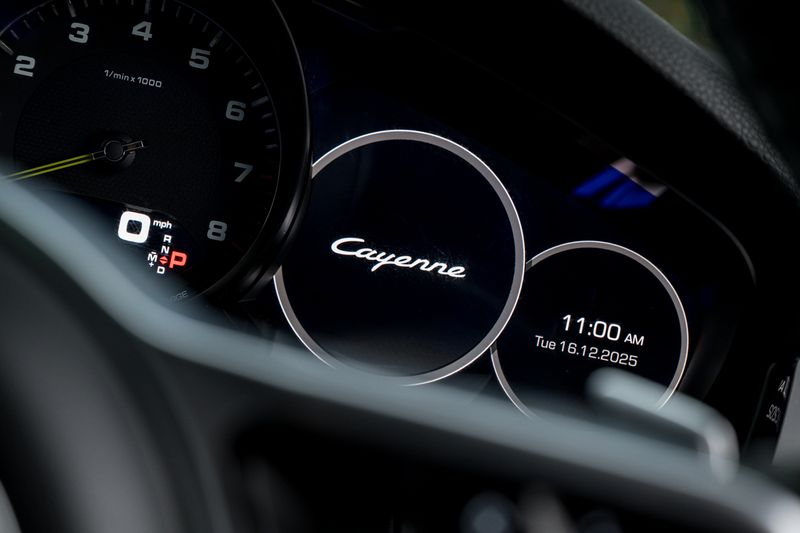 Porsche Cayenne 3.0 V6 E-Hybrid 14.1kWh Tiptronic S 4WD Euro 6 (s/s) 5dr (3.6kW Charger)