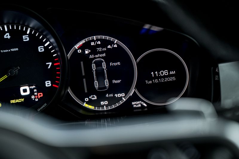 Porsche Cayenne 3.0 V6 E-Hybrid 14.1kWh Tiptronic S 4WD Euro 6 (s/s) 5dr (3.6kW Charger)