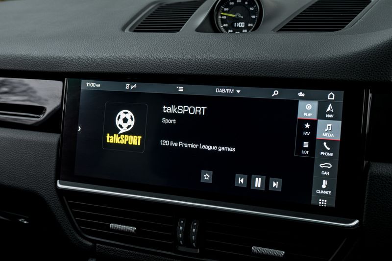 Porsche Cayenne 3.0 V6 E-Hybrid 14.1kWh Tiptronic S 4WD Euro 6 (s/s) 5dr (3.6kW Charger)