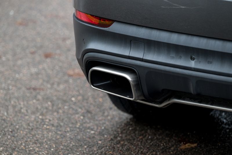 Porsche Cayenne 3.0 V6 E-Hybrid 14.1kWh Tiptronic S 4WD Euro 6 (s/s) 5dr (3.6kW Charger)