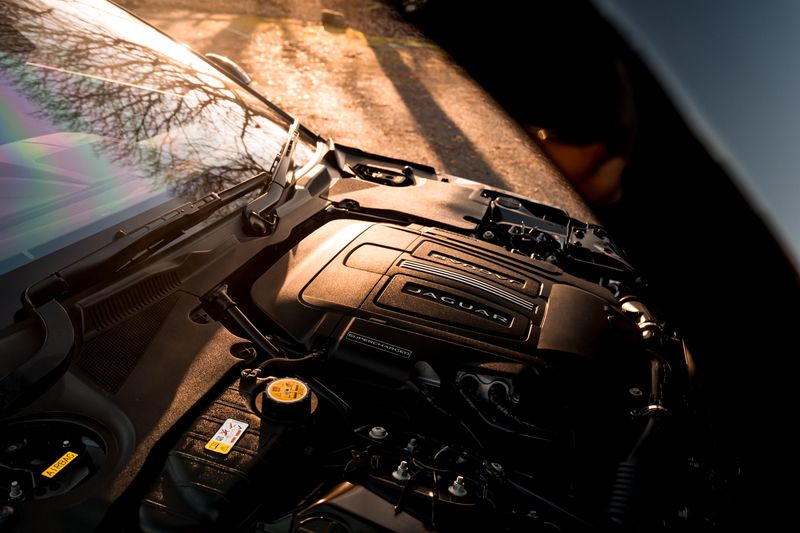 Jaguar F-Type Convertible 5.0 V8 R-Dynamic First Edition Auto