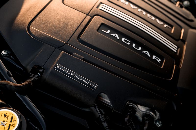 Jaguar F-Type Convertible 5.0 V8 R-Dynamic First Edition Auto