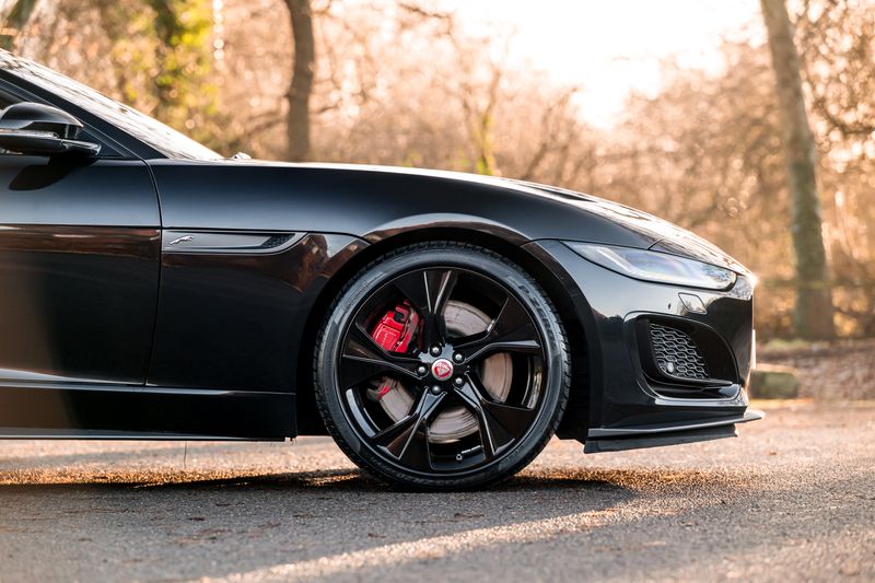 Jaguar F-Type Convertible 5.0 V8 R-Dynamic First Edition Auto