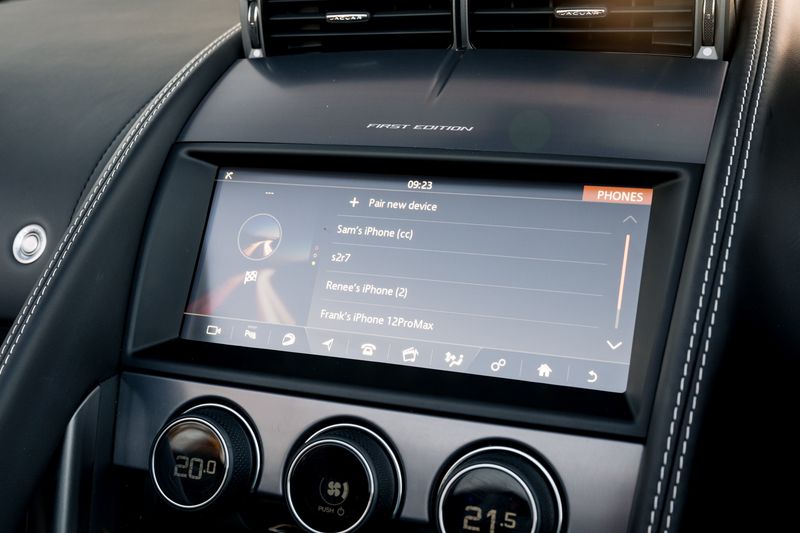 Jaguar F-Type Convertible 5.0 V8 R-Dynamic First Edition Auto