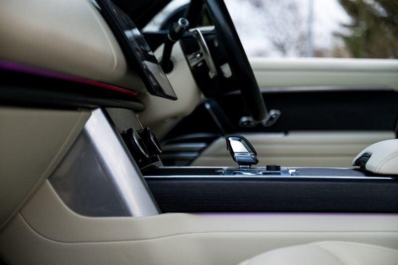 Range Rover 3.0 D300 MHEV SE SUV Diesel