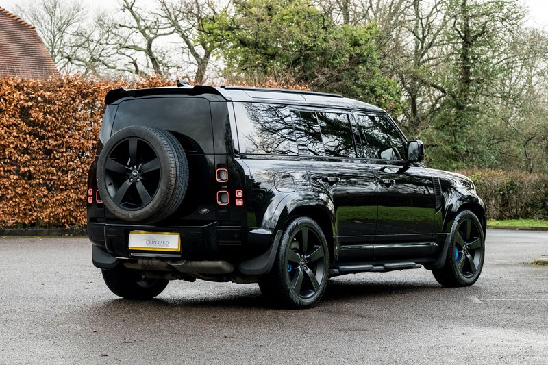 Land Rover Defender 110 D300 MHEV HSE Hard Top Commercial (+VAT)