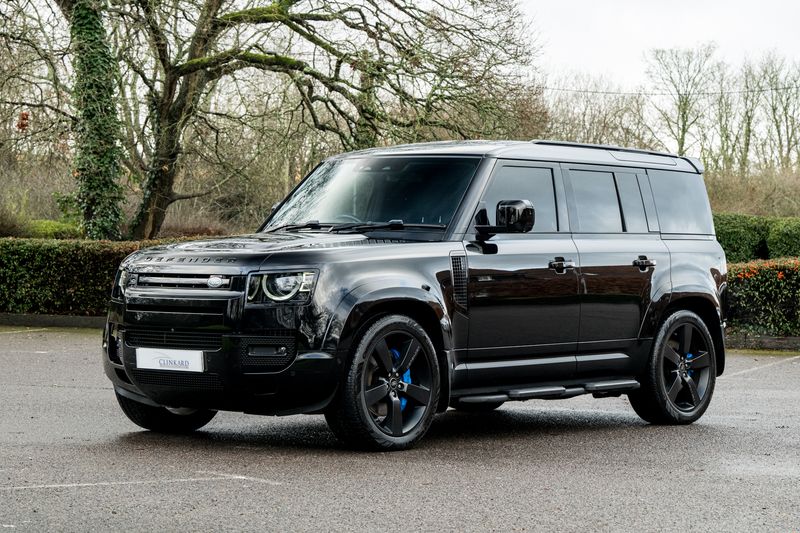 Land Rover Defender 110 D300 MHEV HSE Hard Top Commercial (+VAT)