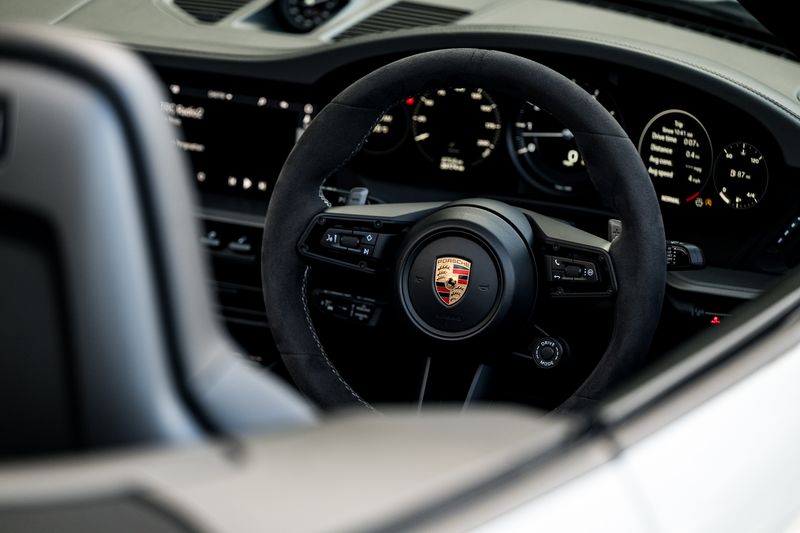 Porsche 911 (992) Carrera S Convertible PDK