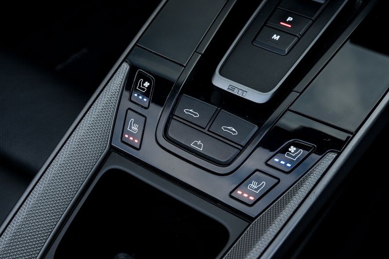 Porsche 911 (992) Carrera S Convertible PDK