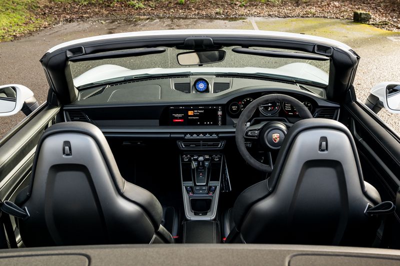 Porsche 911 (992) Carrera S Convertible PDK